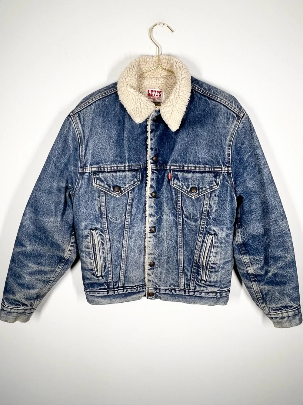 VTG Levi’s Denim Trucker Jacket Sherpa Lined Elbow Patches 38R
